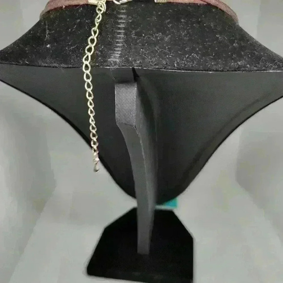 Faux turquoise and beaded leather cord necklace - Picture 2 of 2